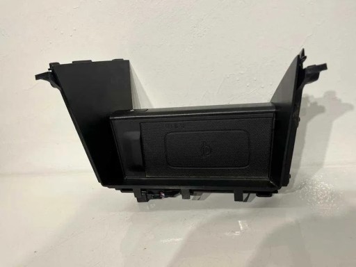 Индуктивное зарядное устройство QI Kia Ceed III 18-