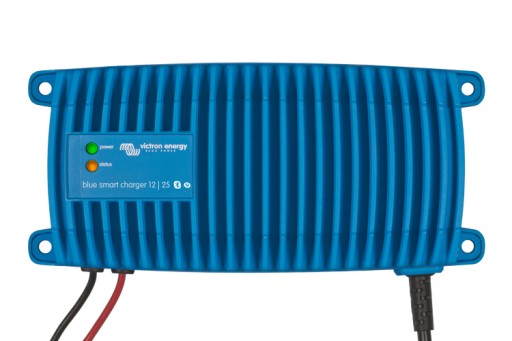 Зарядное устройство Victron Blue Smart Marine 12V 25A IP67-водонепроницаемое