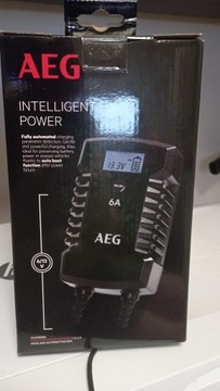 Зарядний пристрій і випрямляч для акумуляторів 6/12V AEG INTELLIGENT POWER
