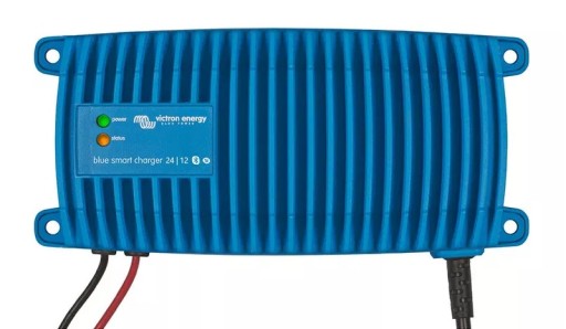 VICTRON Blue Smart IP67 24В 12А водонепроницаемое зарядное устройство