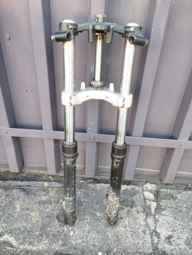 Лаги приостановлено полки Aprilia RS 50 2002