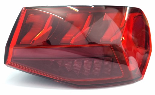 Світлодіодна лампа права задня ауді A3 8y 8y0945208