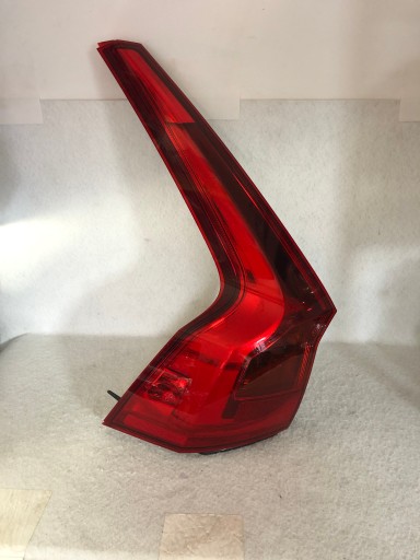 Ліва задня лампа QL177 Volvo V90 16-32228008