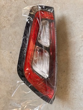 Лампа Magneti Marelli 712204081120 Fiat Punto зад