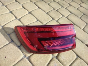 Ліва лампа Audi A4 Avant Allroad Europe