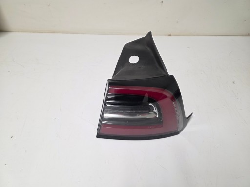 1077400-00-B, 1077400, - Ліхтар задній правий tesla model 3 1077400-00-b