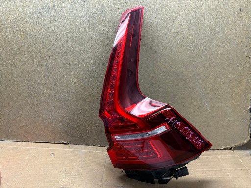 18r+ - Правая задняя лампа Volvo V60 II светодиод 10-