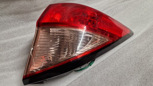 Задня лампа Honda HRV HR-V II 33502-T7A-J01 Закон