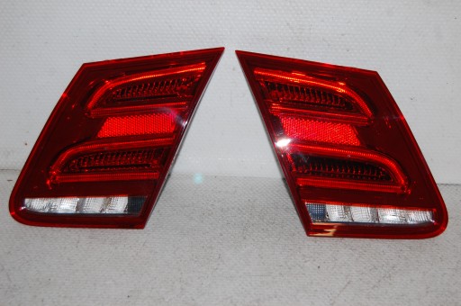 440-1317R-AQ, 440-1317L-AQ - Задняя лампа (внутренняя часть, светодиодное, красное стекло) Mercedes E-Class