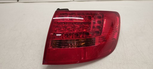 89037056 - Задній правий задній ліхтар в крило audi a6 c6 універсал