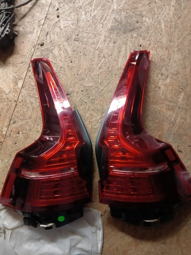 32228899 6666333 - Правая лампа Volvo V60 II 232228899 2018- Светодиодный Europa New Org.