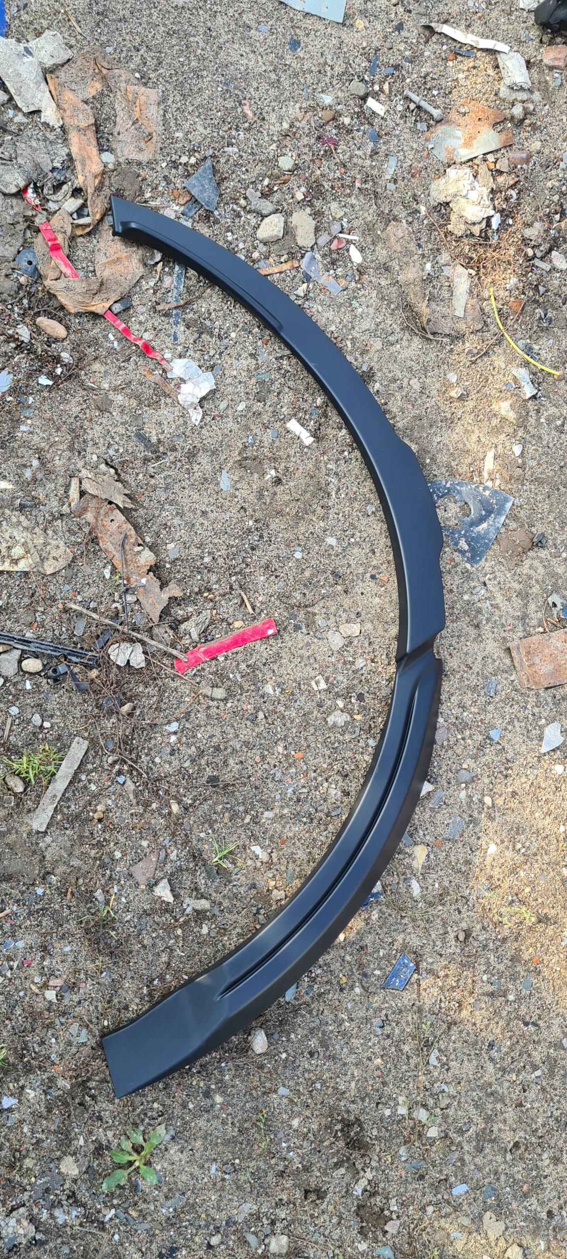 Land Rover Evoque BJ32-290e22 брызговик