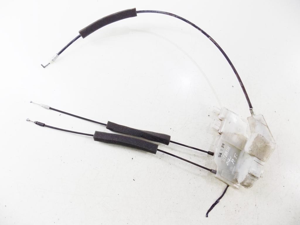 Legacy IV Outback III 04R замок дверей правий задній