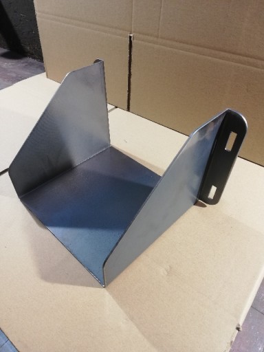 02 - Бункер лоток жолоб вивантаження для причепа для зерна