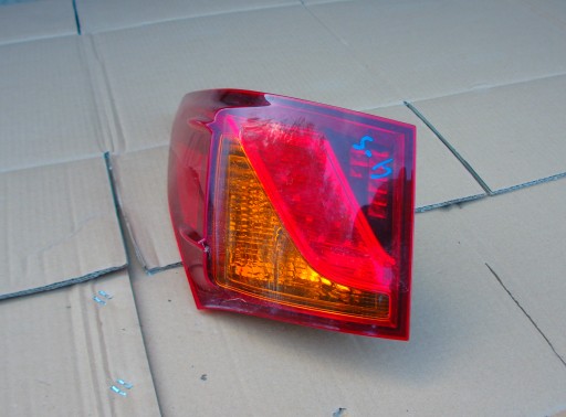 Задня лампа Lexus GS ліва задня