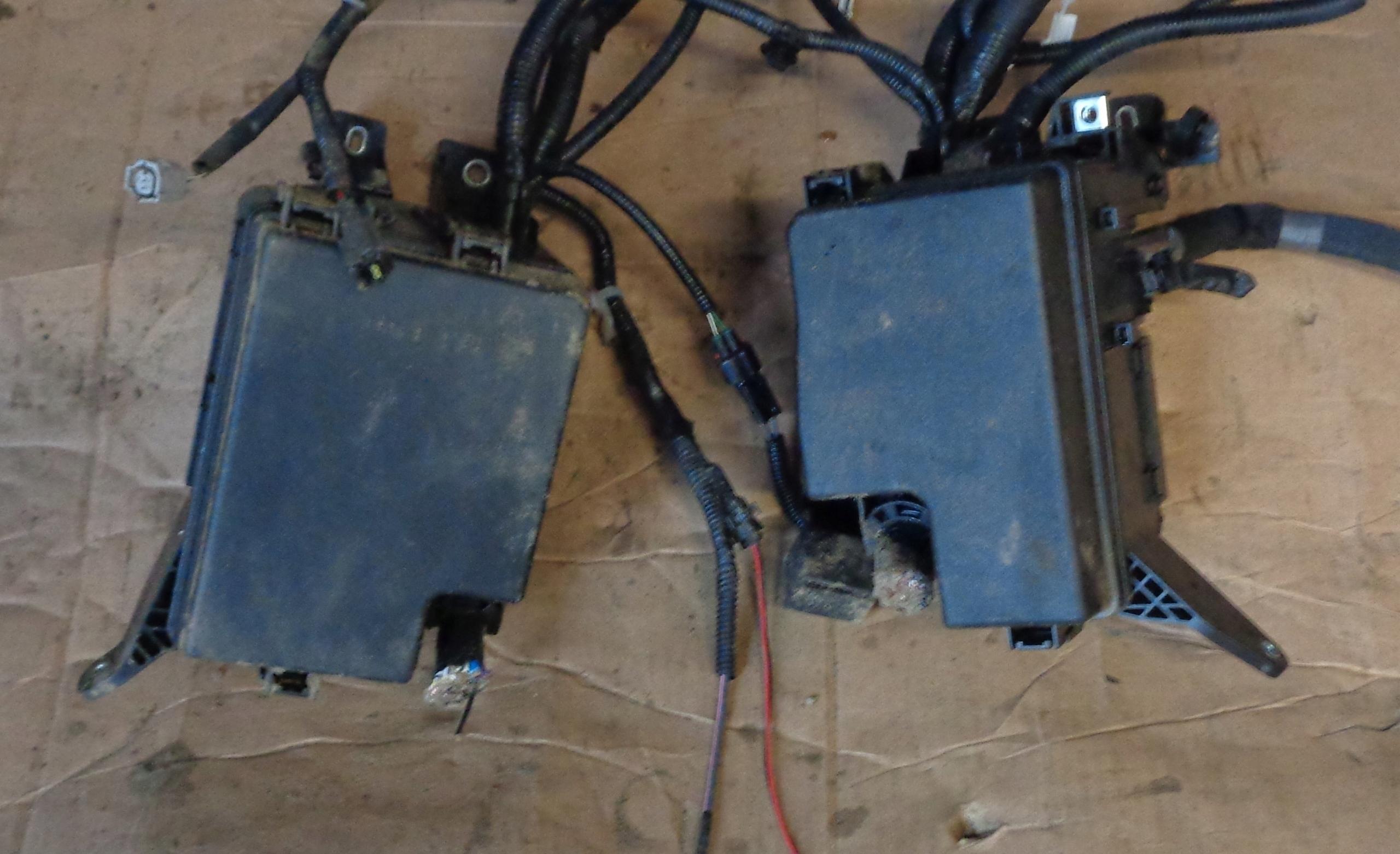 56lkn - Lexus NX коробка запобіжників