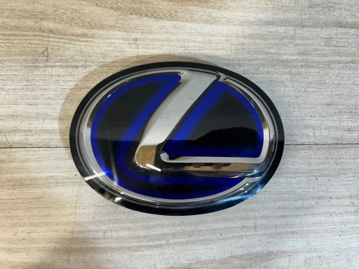 Lexus RX 450H лифт 2020 Эмблемы