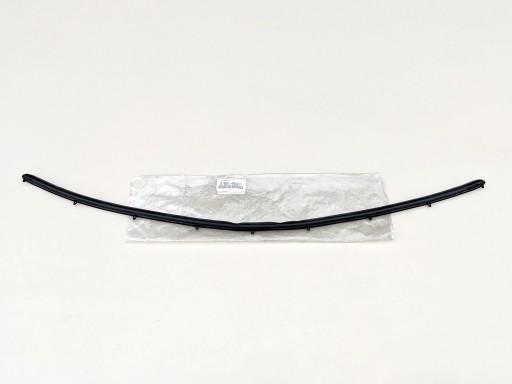 A67865-48040 - Lexus RX IV прокладка двери правая передняя 15-22