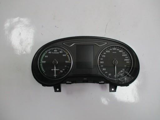 Одометр часы Audi A3 E-tron 8V0920870Q