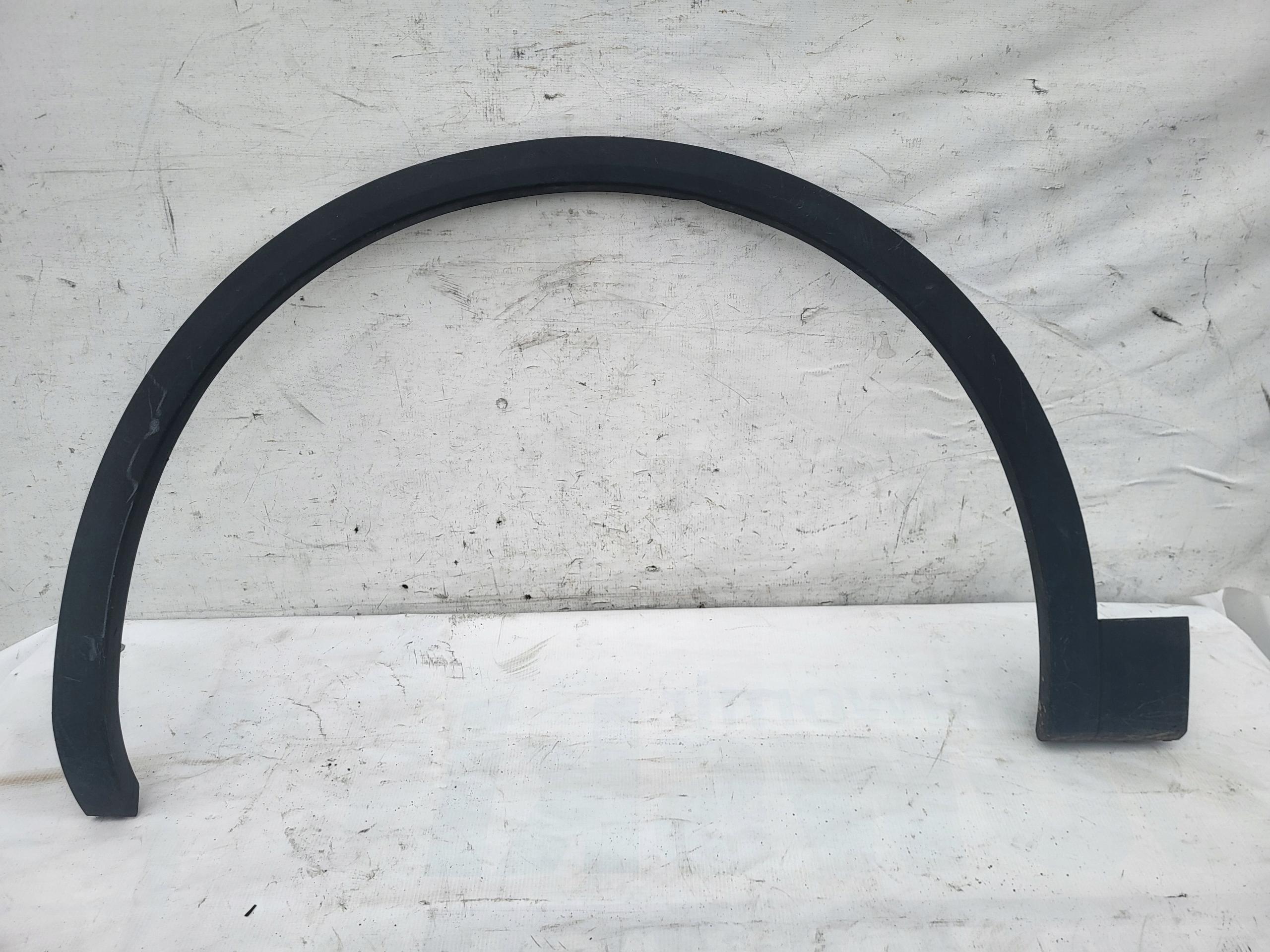 Брызговик передний левый Audi Q5 80a853717