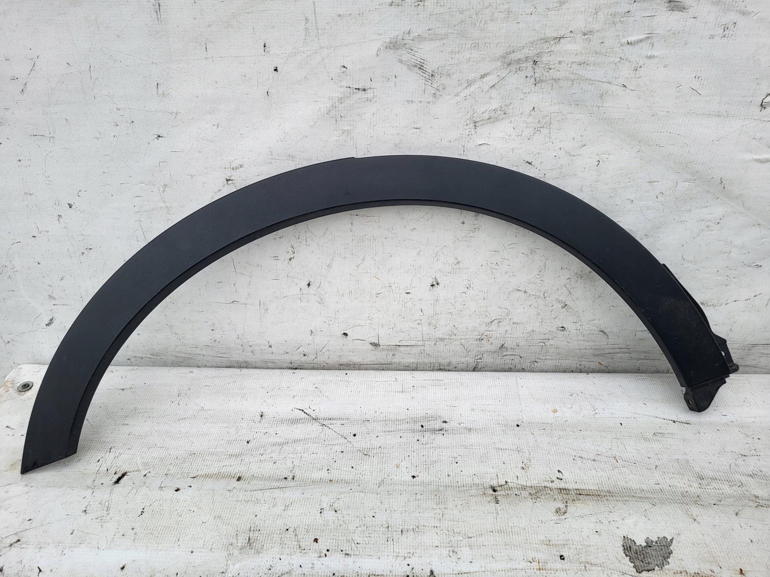 Брызговик задний правый Suzuki SX4 S-Cross