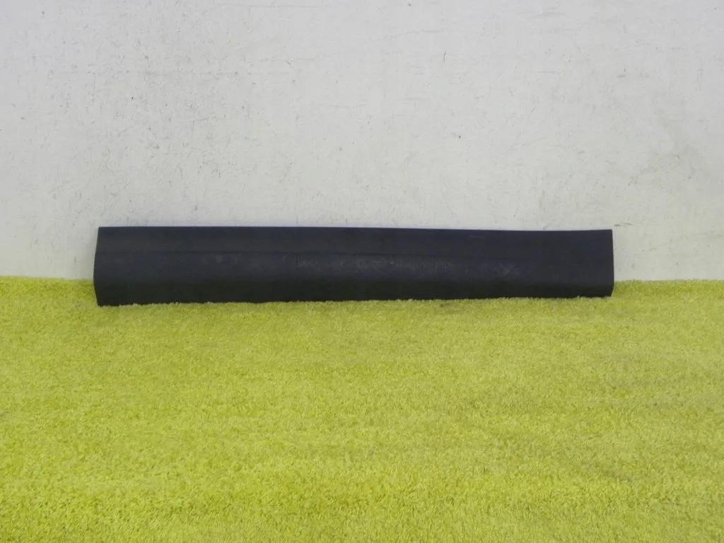 GK7M21064AD - Молдинг Передней Правой Двери Discovery Sport 14-Новый