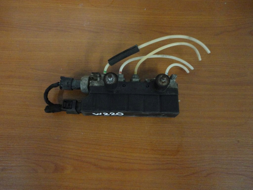 Разделительная планка Airmatic Mercedes W220 00-05r