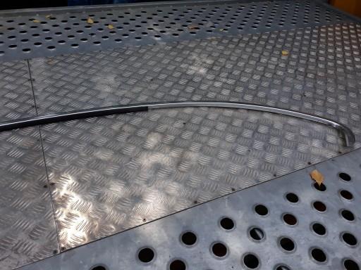 Формовка боковой крыши BMW E82 2996071