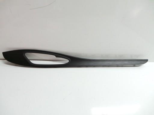 Молдинг передньої правої двері Alfa Stelvio 156122778