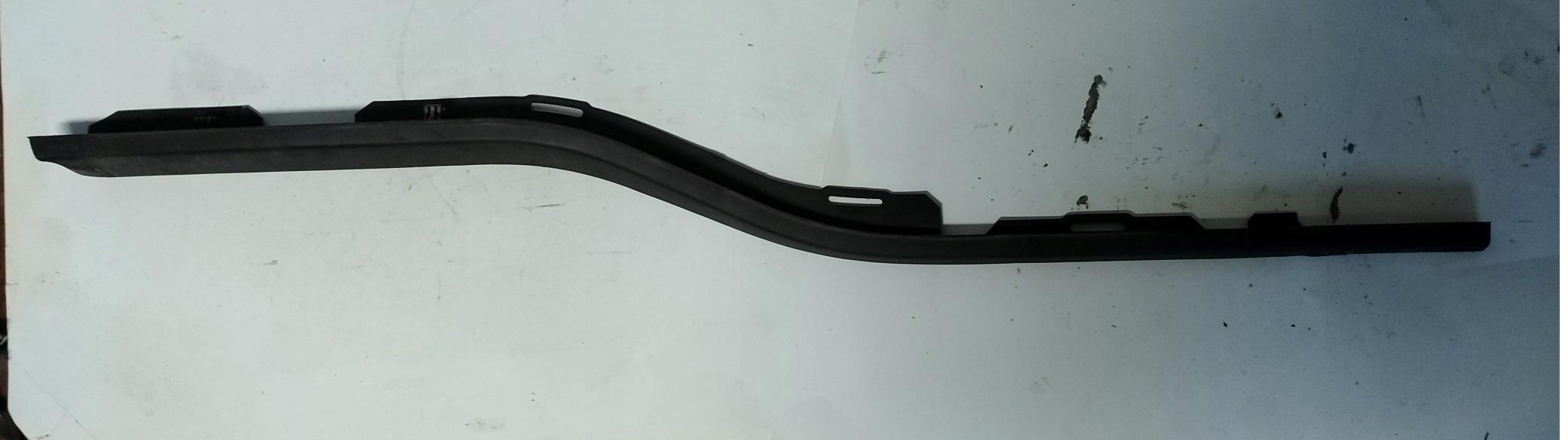 Молдинг передньої правої двері FORD F-150 2016