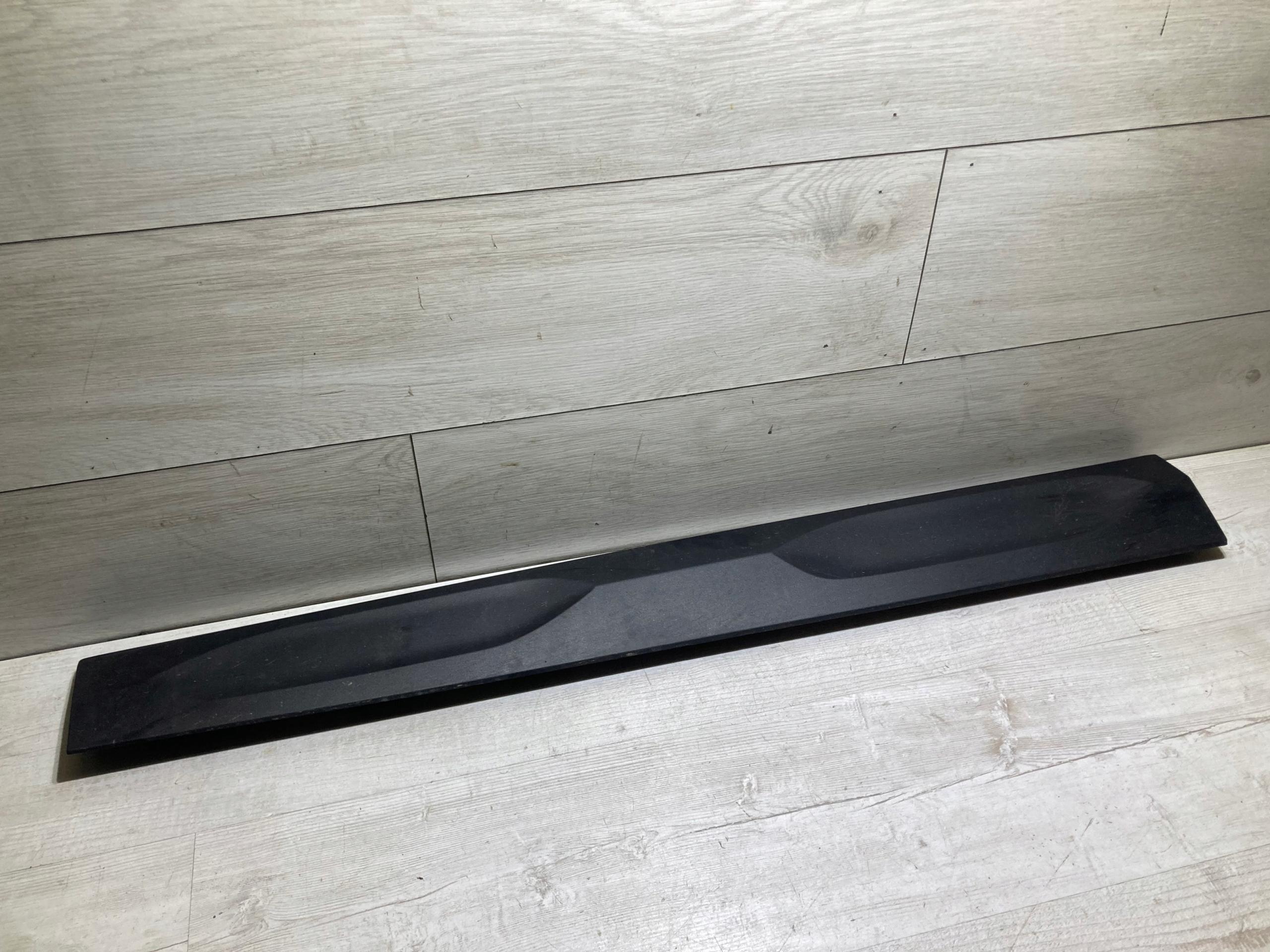 Молдинг двері передній лівий 7421439 BMW X2 F39