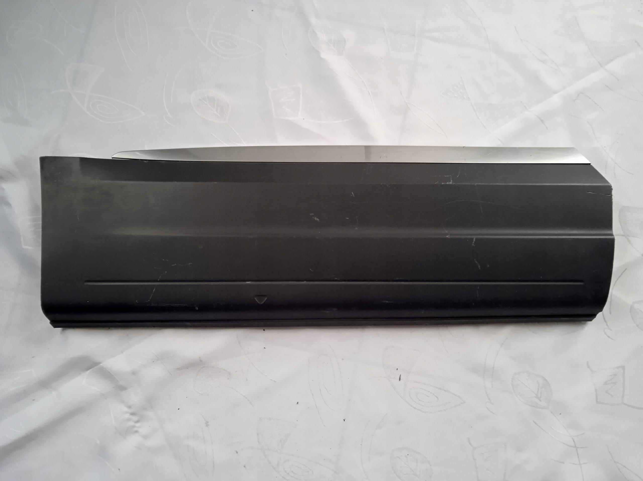 5N0854950E - Молдинг задней правой двери VW TIGUAN 5N0