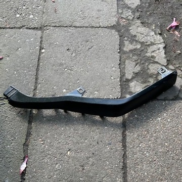 Накладка бампера правая Lexus RX 52437-48020