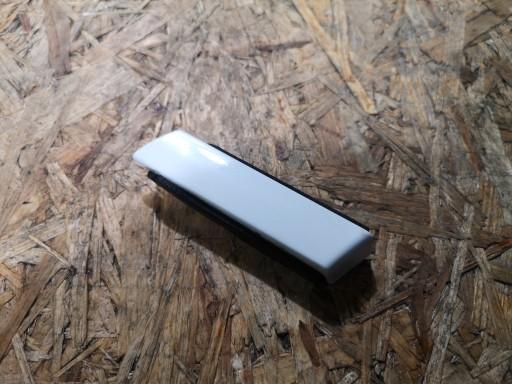 4R33-7640987 - Планка кузова левая Mustang Cabrio 10-14