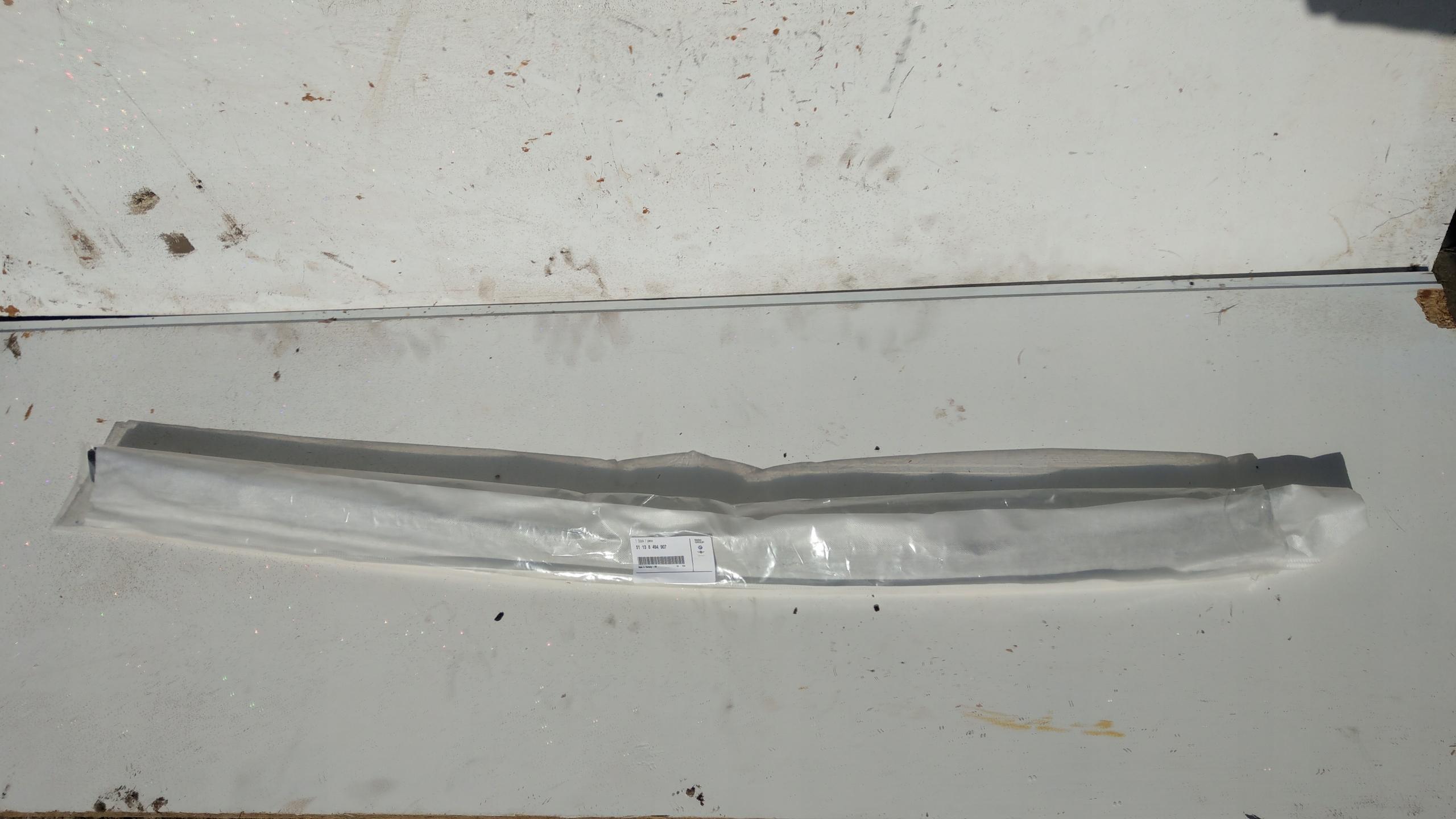 Декоративная планка крыши л BMW F92 G15 51138494907