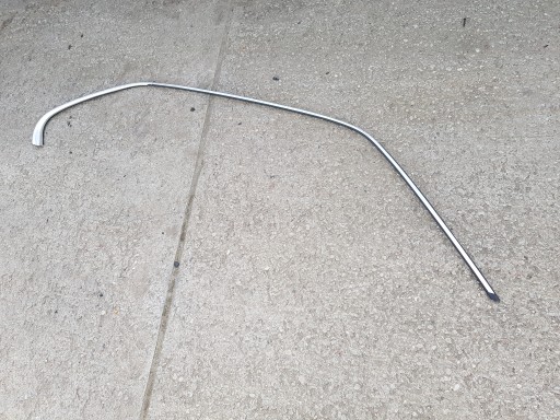 Накладка на праву сторону хромована, комплект BMW E34