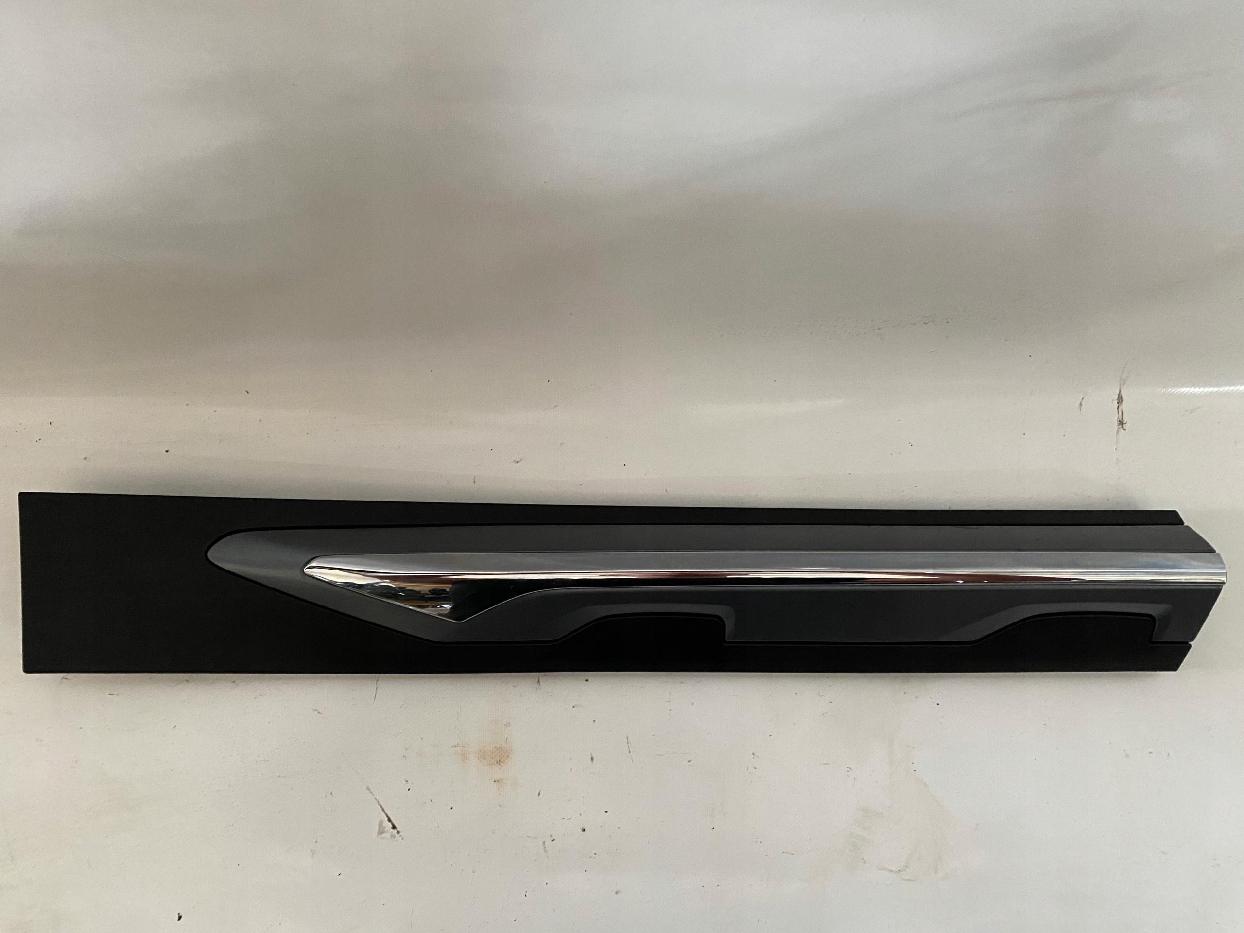 7442802 - Молдинг п зд bmw x3 g01 773828