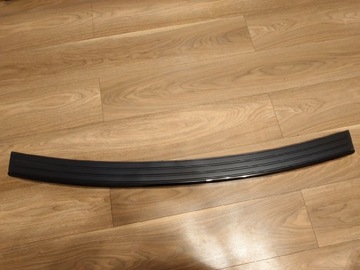 Накладка на задний бампер Jeep Compass, черная глянцевая