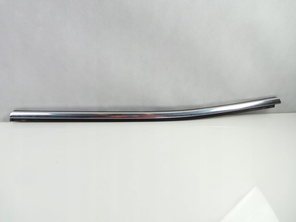 670032885 - Скребок двері задній лівий Maserati Levante