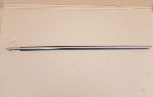 Накладка передняя правая Toyota Auris II E18 2012-2018 гг.