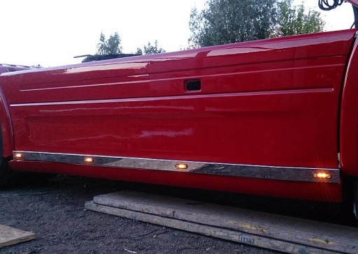 Боковые молдинги средней оси Scania R Series