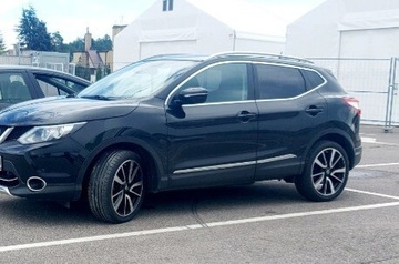 Хромированные накладки на боковые двери Nissan Qashqai J 11