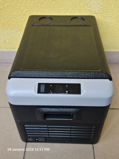 Автомобильный холодильник для путешествий LUNA COOL 12 В ~ 24 В