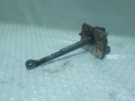 MAGNUM 440 DXI 2006R ОБМЕЖУВАЧ ДВЕРЕЙ ЛІВИЙ