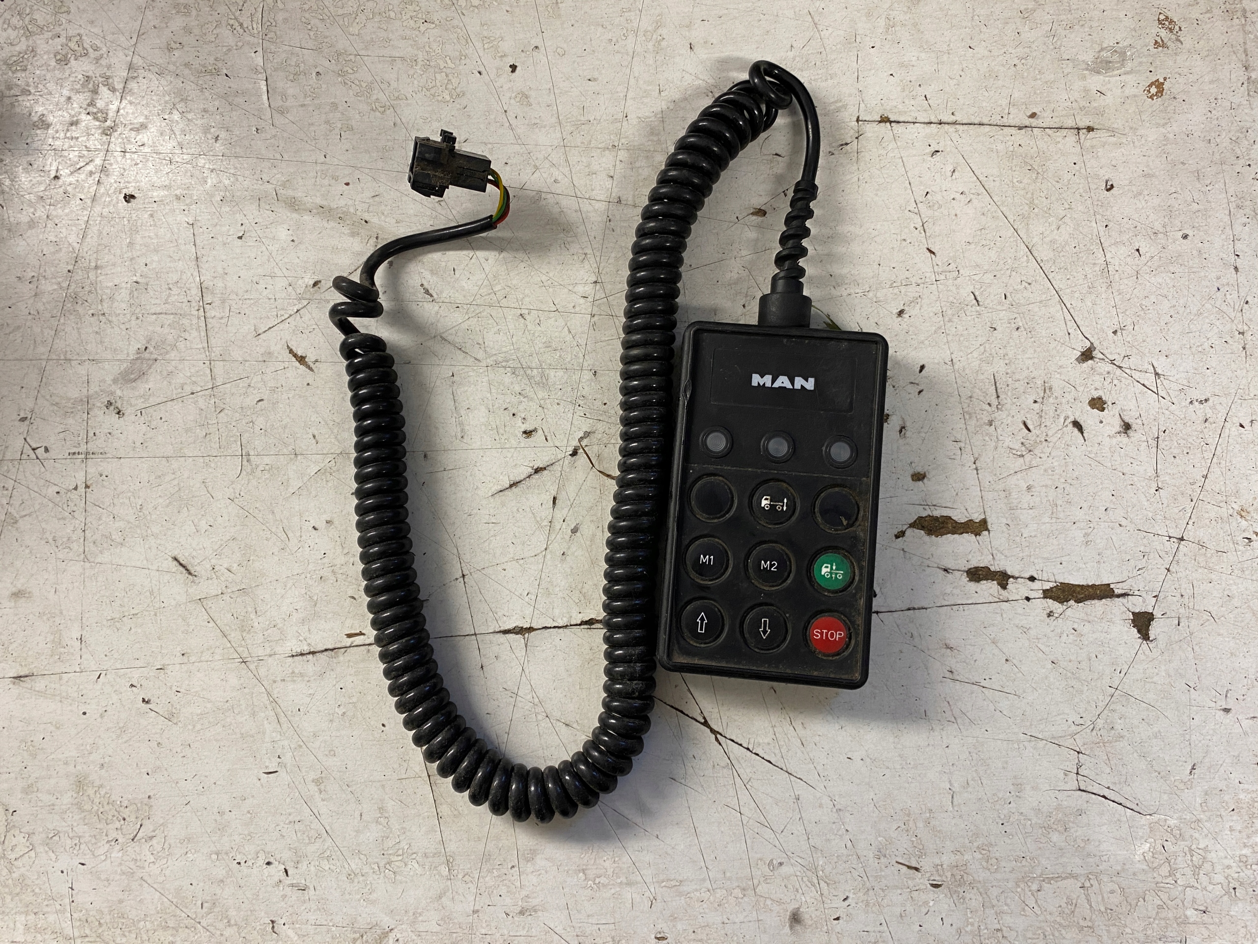 ЛЮДИНА TGL ПІЛОТ ПОДУШКИ 4460561380