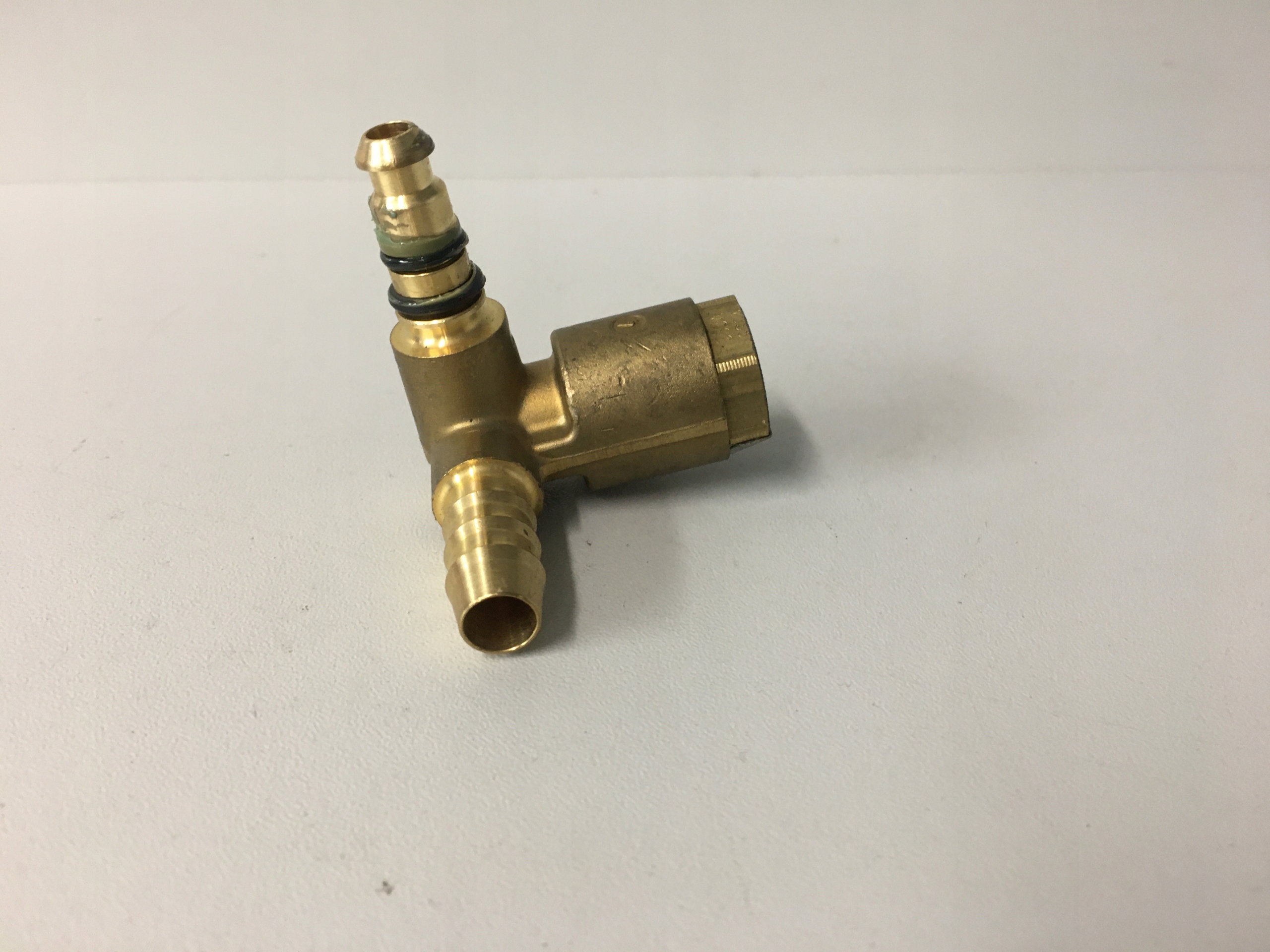 81.98183-6018 - MAN в штекер WA-SN8-KN8-D9-CUZN / 232