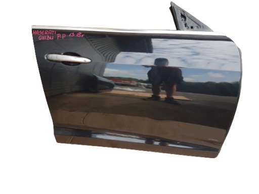 Maserati ghibli 13-18r двері правий фронт