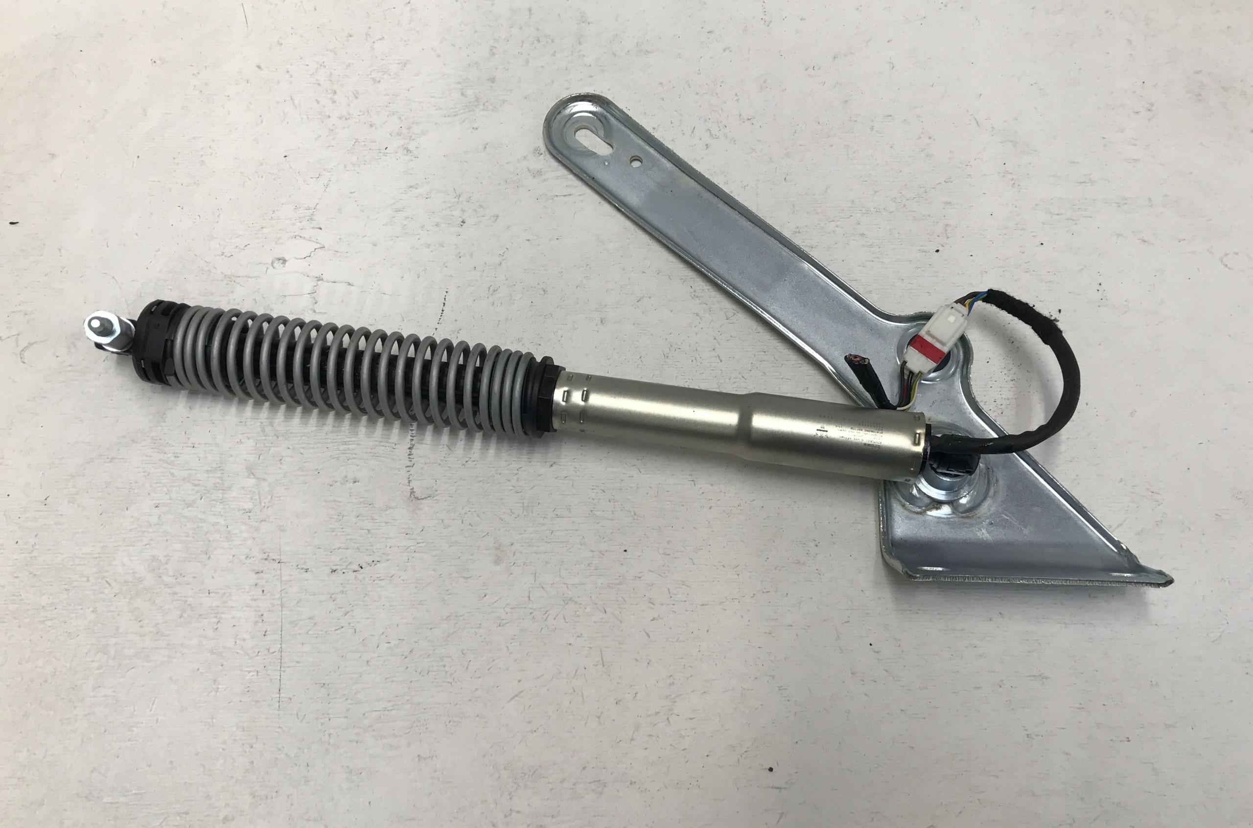 670033065 - MASERATI GHIBLI III ЭЛЕКТРИЧЕСКИЙ ПРИВОД ЗАСЛОНКИ