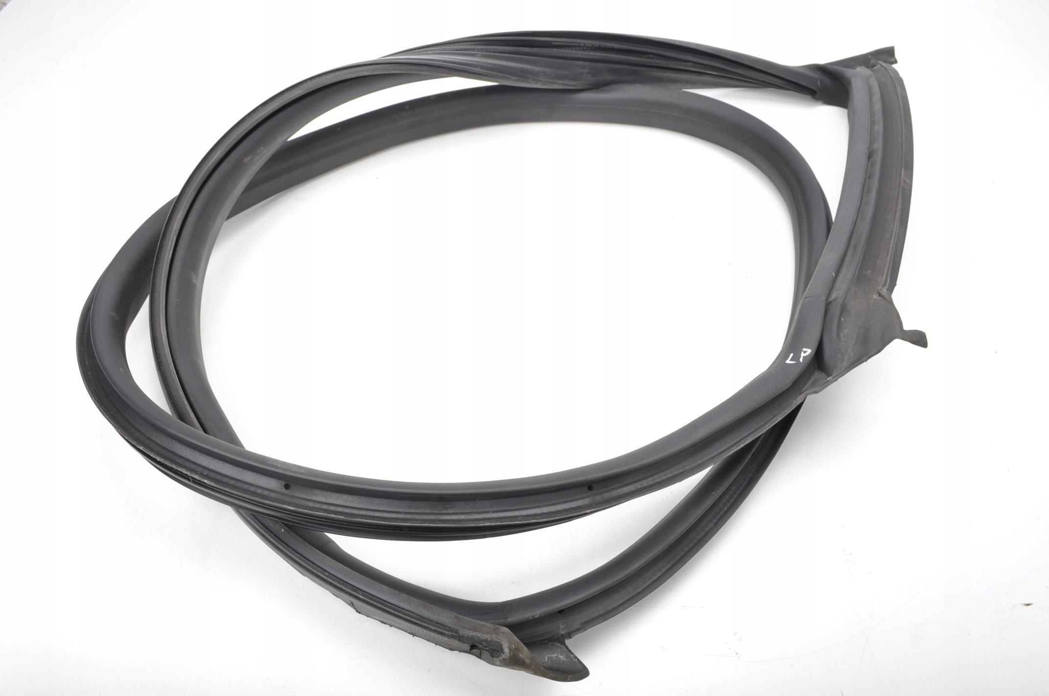 MASERATI GHIBLI III УПЛОТНЕНИЕ ДВЕРИ ПЕРЕДНИЙ ЛЕВЫЙ