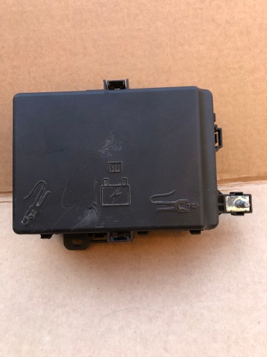 670101385, 670101387 - MASERATI LEVANTE БЛОК ЗАПОБІЖНИКІВ 670101385